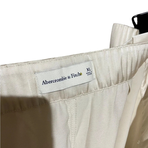 NWOT Abercrombie & Fitch‎ Champagne Shorts rn 75654 ca 50316 Size XL - Picture 6 of 6